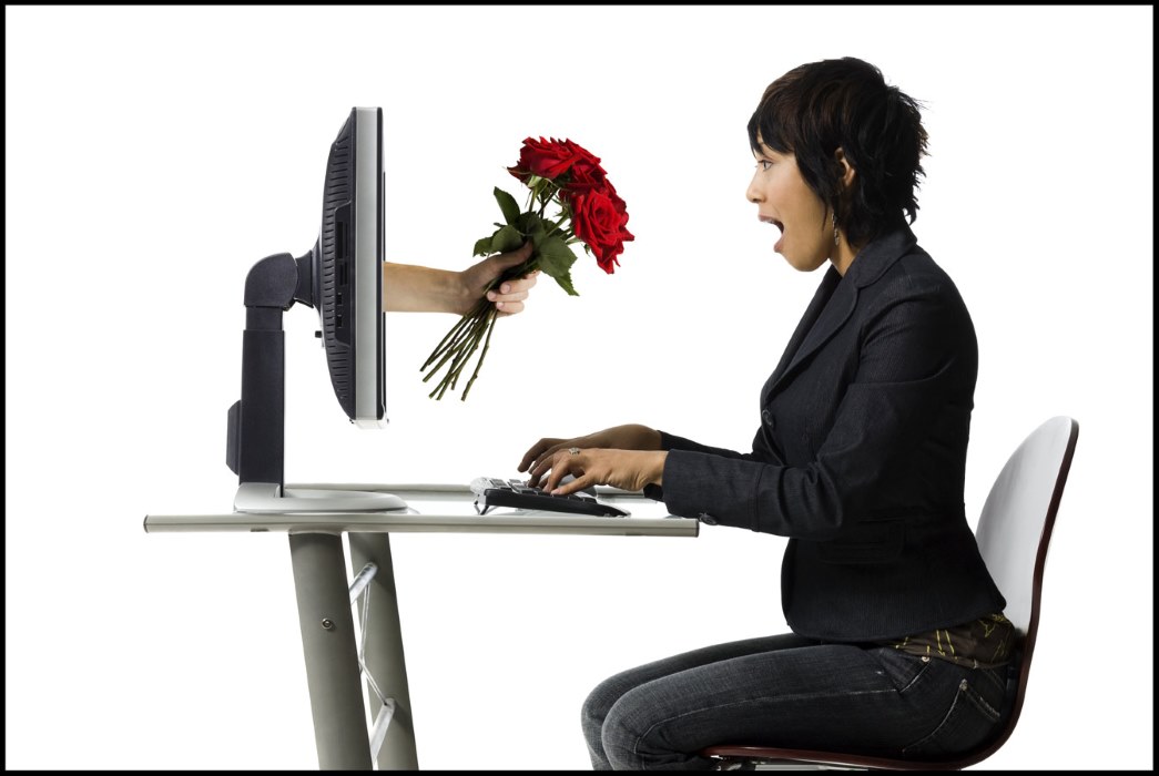 Is Online Dating Better Than Traditional Dating