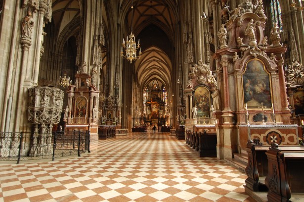 St._Stephen's_Cathedral_interior