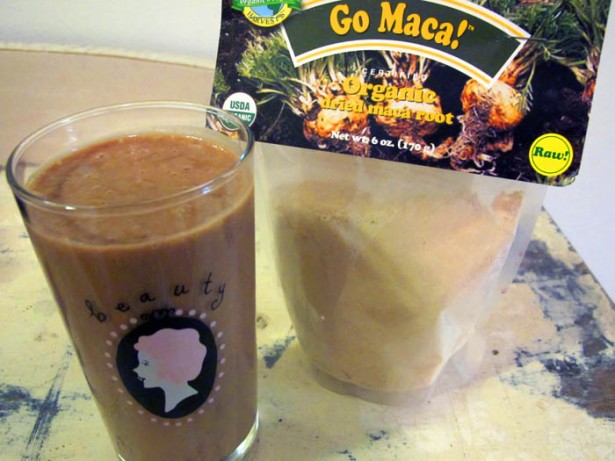 organic-beauty-talk-blog-choco-maca-licious-smoothie