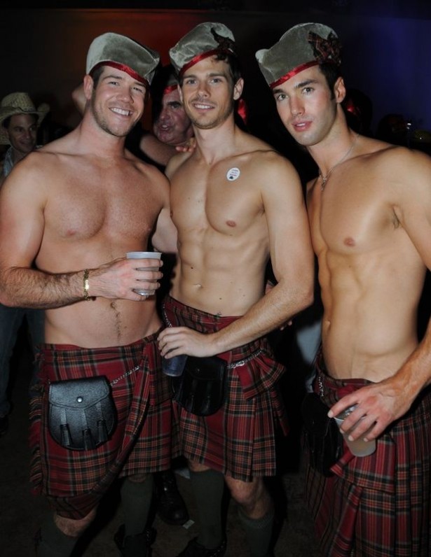 men+kilt+sexy+(6)