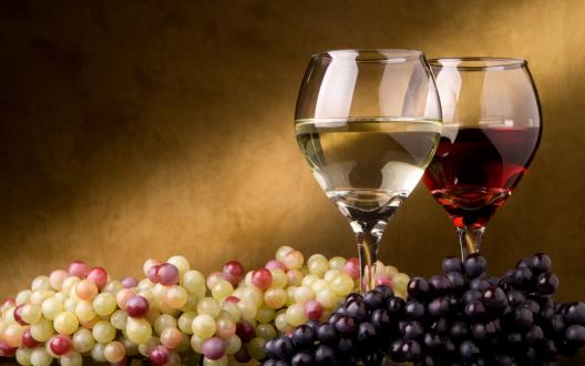 red-and-white-wine-and-grapes-wallpaper_7402