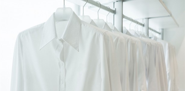 -media-5854-white-shirts-hanging.CACHE-620x305-crop