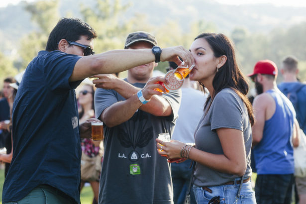 Friends drinking together 